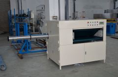 L-4026 PILLOW ROLL PACKING MACHINE 