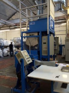 P-1232 NOWO BLOW FIBRE FILLING LINES YEAR 2004/2006 CYCLONE WITH 2 DUST BAGS