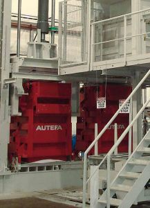 V-2151 AUTEFA, FULLY AUTOMATIC BALING PRESS MODEL LIFT BOX 1500 ADW (DOUBLE ROTATING LIFT BOXES) WITH FULLY AUTOMATIC STRAPPING AND FILM WRAPPING, YEAR 2011 – 45 BALES PER HOUR, BALE WEIGHT: 250KGS – VIDEOS AVAILABLE – NOW FULLY OPERATIONAL